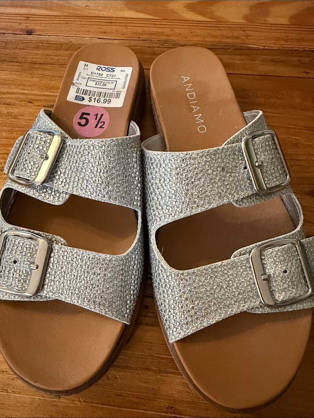 Silver adjustable Double-Buckle Slide Sandals - Women's 5.5